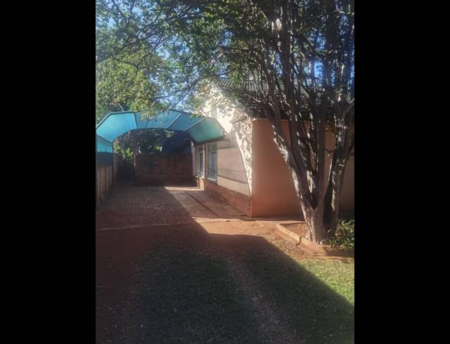 3 BEDROOM HOUSE FOR SALE IN MOKOPANE CENTRAL